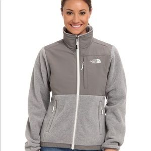 Women’s Small Denali North Face Fleece Jacket